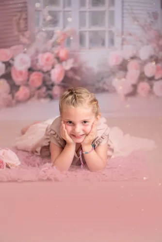 Photo enfant en Sarthe – regard intense et authentique